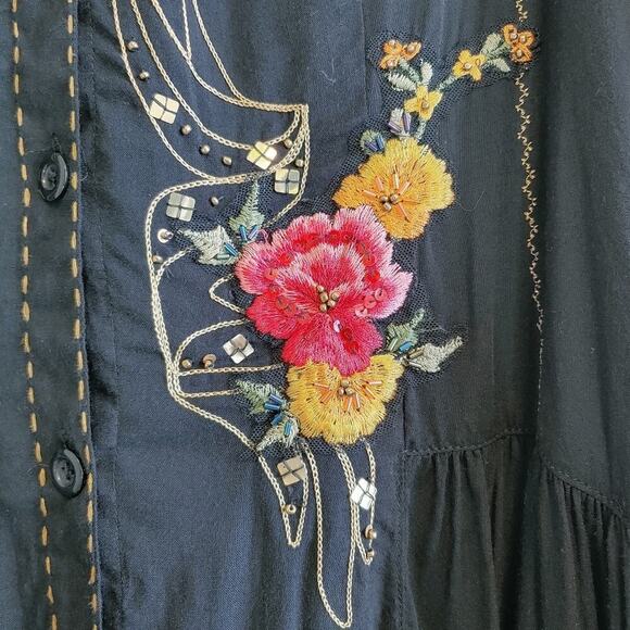 Studio X Women's Black Sheer Floral Embroidered Blouse Sz M - Picture 5 of 11